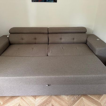 Appartement Cosy Avec Balcon Et Piscine Besançon Eksteriør bilde